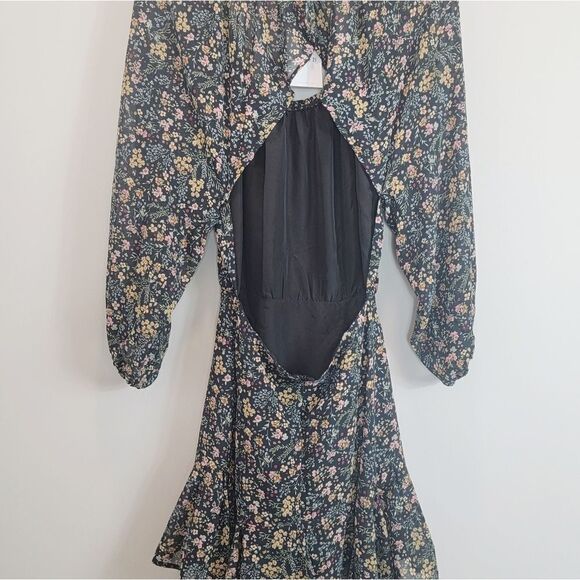 FOREVER 21 Black Floral Print Cutout Bohemian Dress Size Small NWT - Picture 9 of 9